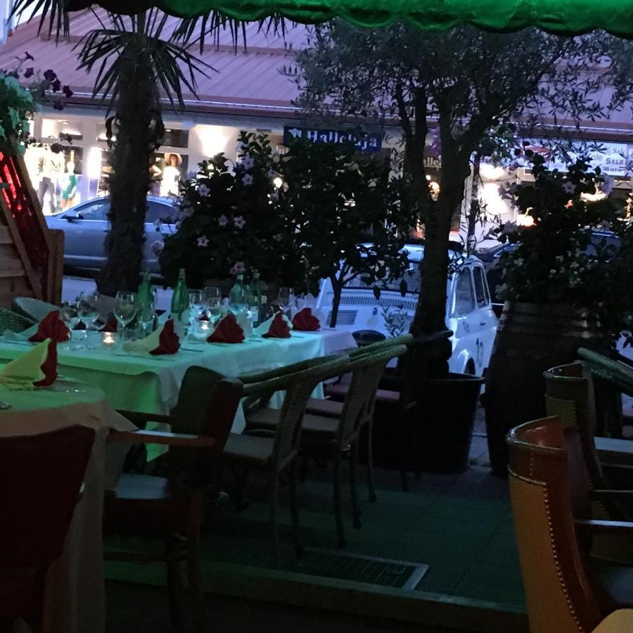 Hotel Ristorante La Terrazza Планег Номер фото